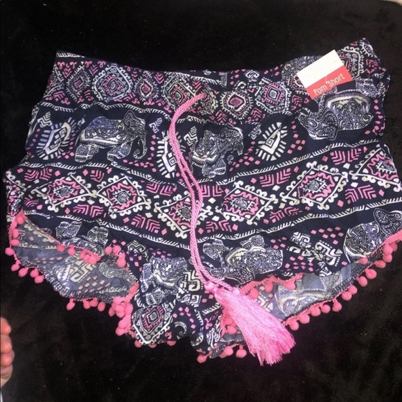 Wild and Free Shorts Bundle - Picture 2 of 2